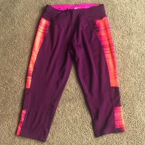 Tek Gear dry tek capris xs